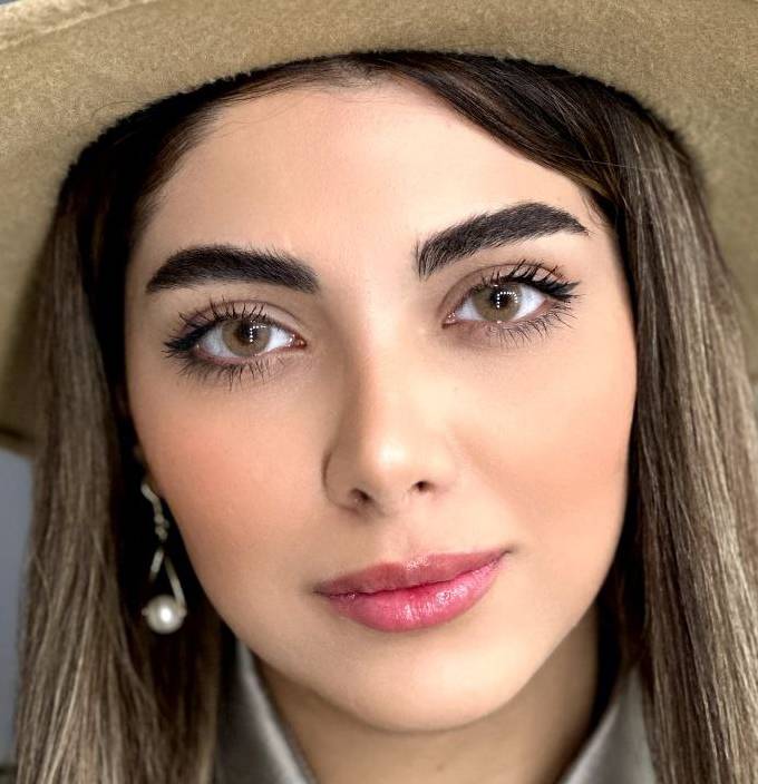لنز فصلی عسلی خاکی بدون دور برند یونیک Unique Parodia